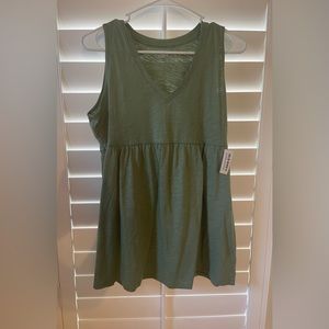 Old Navy Maternity EveryWear Sleeveless Peplum-Hem Top NWT Medium